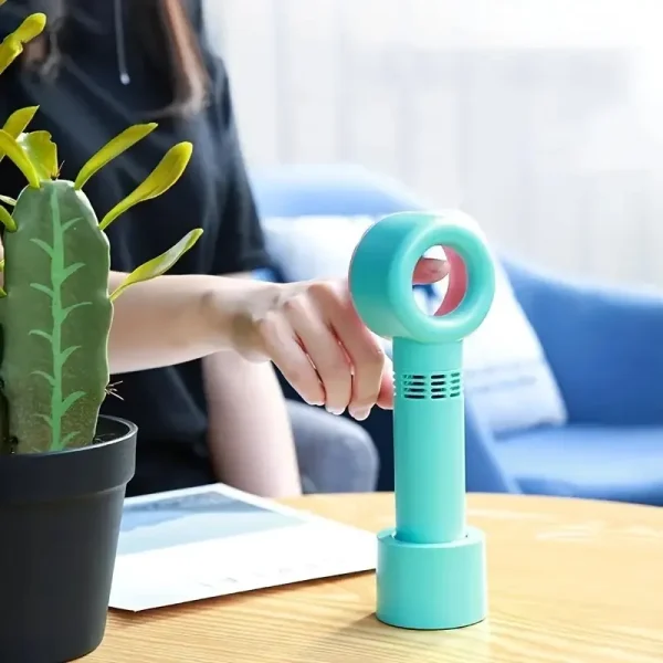 Mini Handheld Bladeless USB Eyelash Fan - Image 5